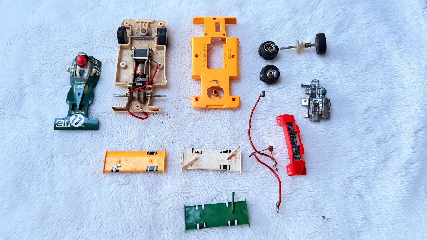 Scalextric Voitures modèles: Scalextric-Einzelteile – D'occasion à Würenlos par JRP_71 2