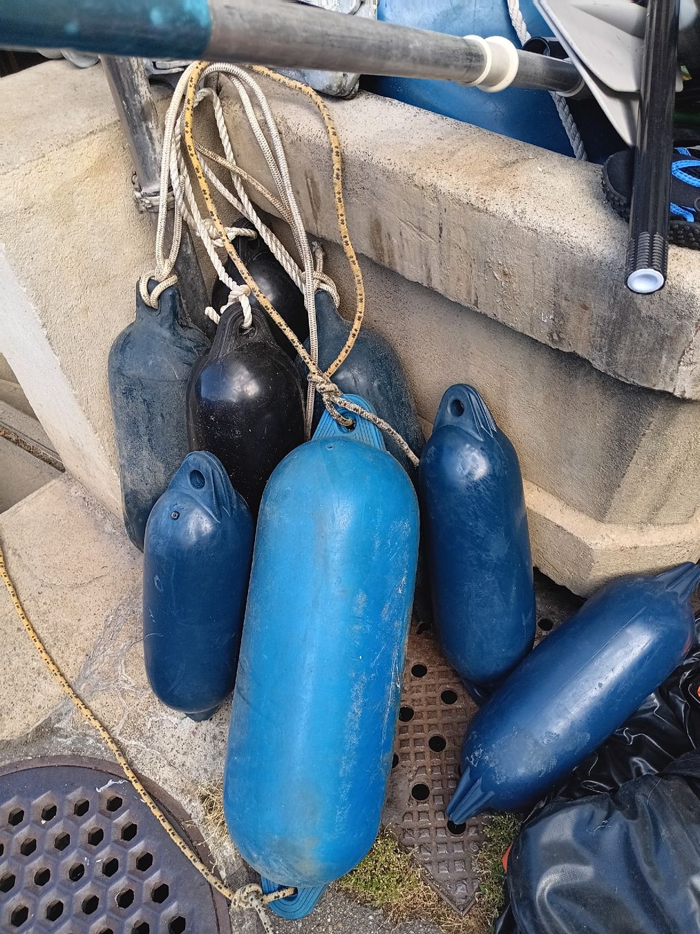 Boote: Boot Motorboot Nautic Ausrüstung  Weste – Gebraucht aus Hindelbank von mbcar 2