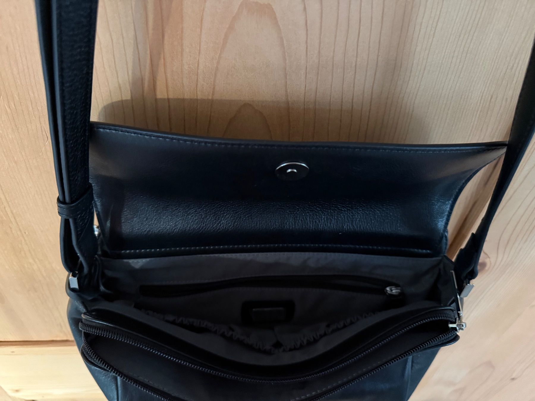 Picard Borse da donna: Umhängetasche von Picard – Usato da Uttigen venduto da Telemark72 2