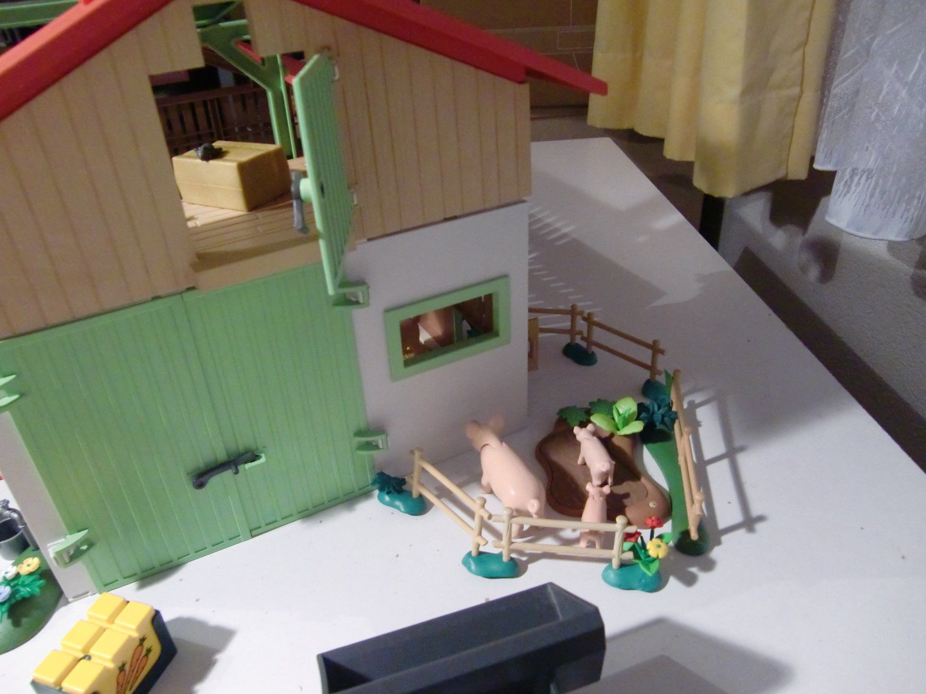 Playmobil Spielzeuge: Playmobil Bauernhof mit Traktor – Gebraucht aus Arbon von 200sterne 6