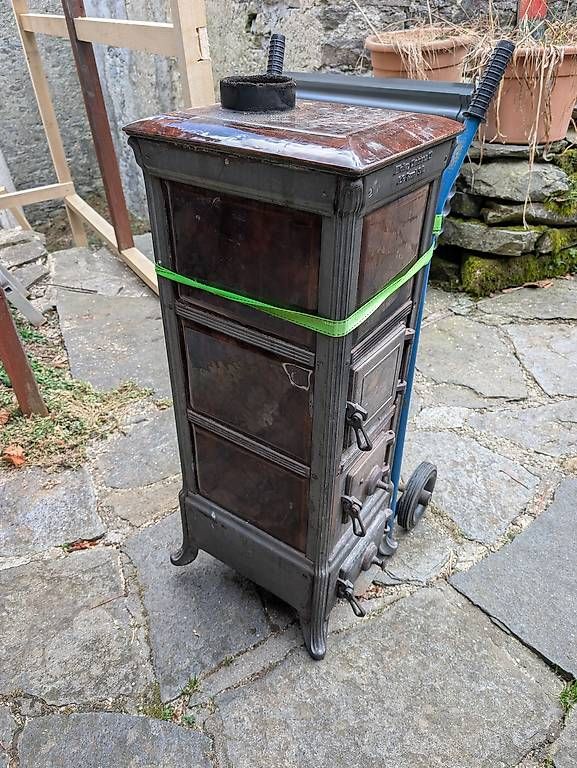 Stufe caminetto: Regalo pigna stufa a legna da restaurare  – Usato da Verscio venduto da tig_jg9j 3