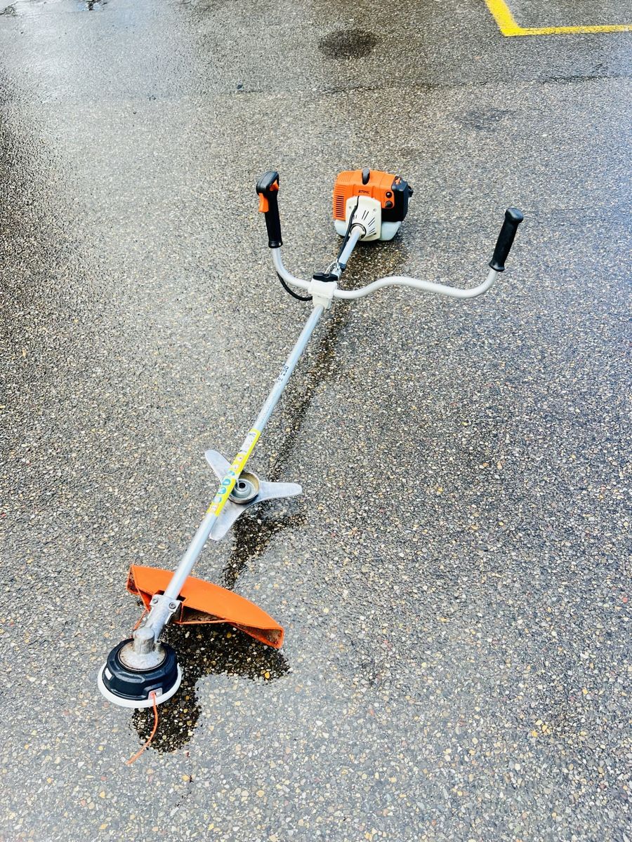 Stihl Tutti gli attrezzi: Rasentrimmer Stihl FS 250 – Usato da Urdorf venduto da Faz_19