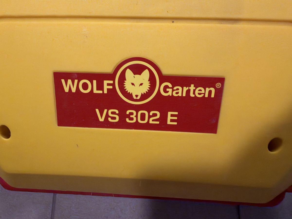 Outils Wolf Appareils de traitement du sol: Vertikutierer elektrisch  – D'occasion à Niederrohrdorf par Laax 4