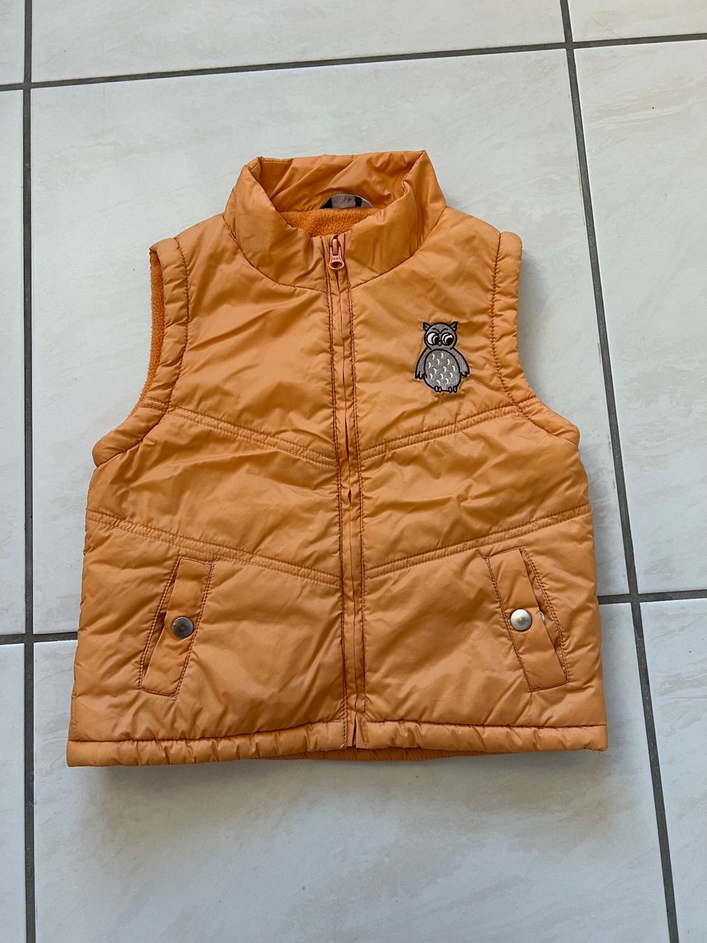 Altro abbigliamento per bambina: Weste Gilet mit Eule 116 – Usato da Lupsingen venduto da Aniorek