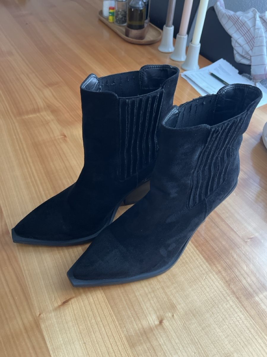 Damenschuhe: Kunstleder Stiefel im Wildleder look – Gebraucht aus Othmarsingen von lemonadelukas