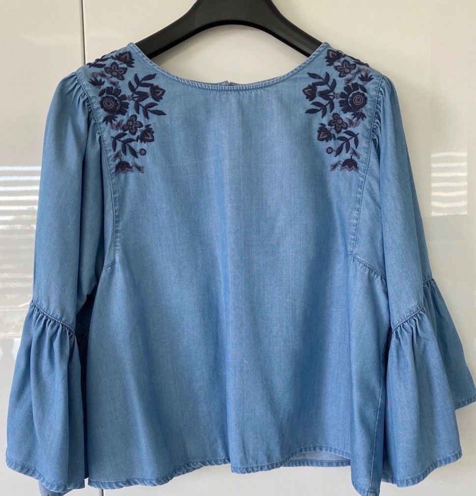 Hollister Camicette: HOLLISTER  Jeansbluse in Gr. L – Usato da Rüttenen venduto da Marianne22121970