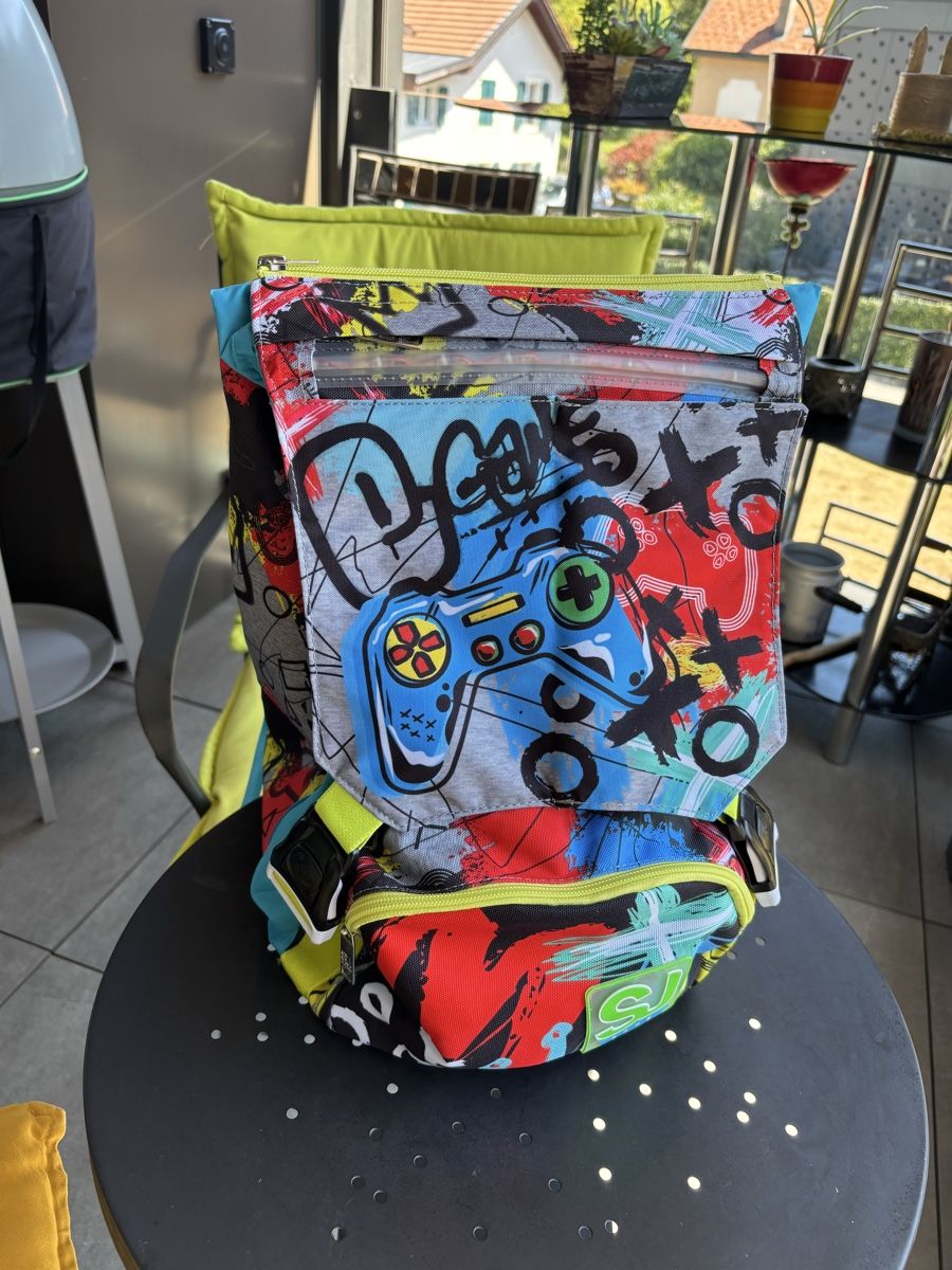 Sacs à dos: Rucksack mit LED-Beleuchtung neu – Neuf avec emballage d'origine à La Tour-de-Trême par ValGruyere 6