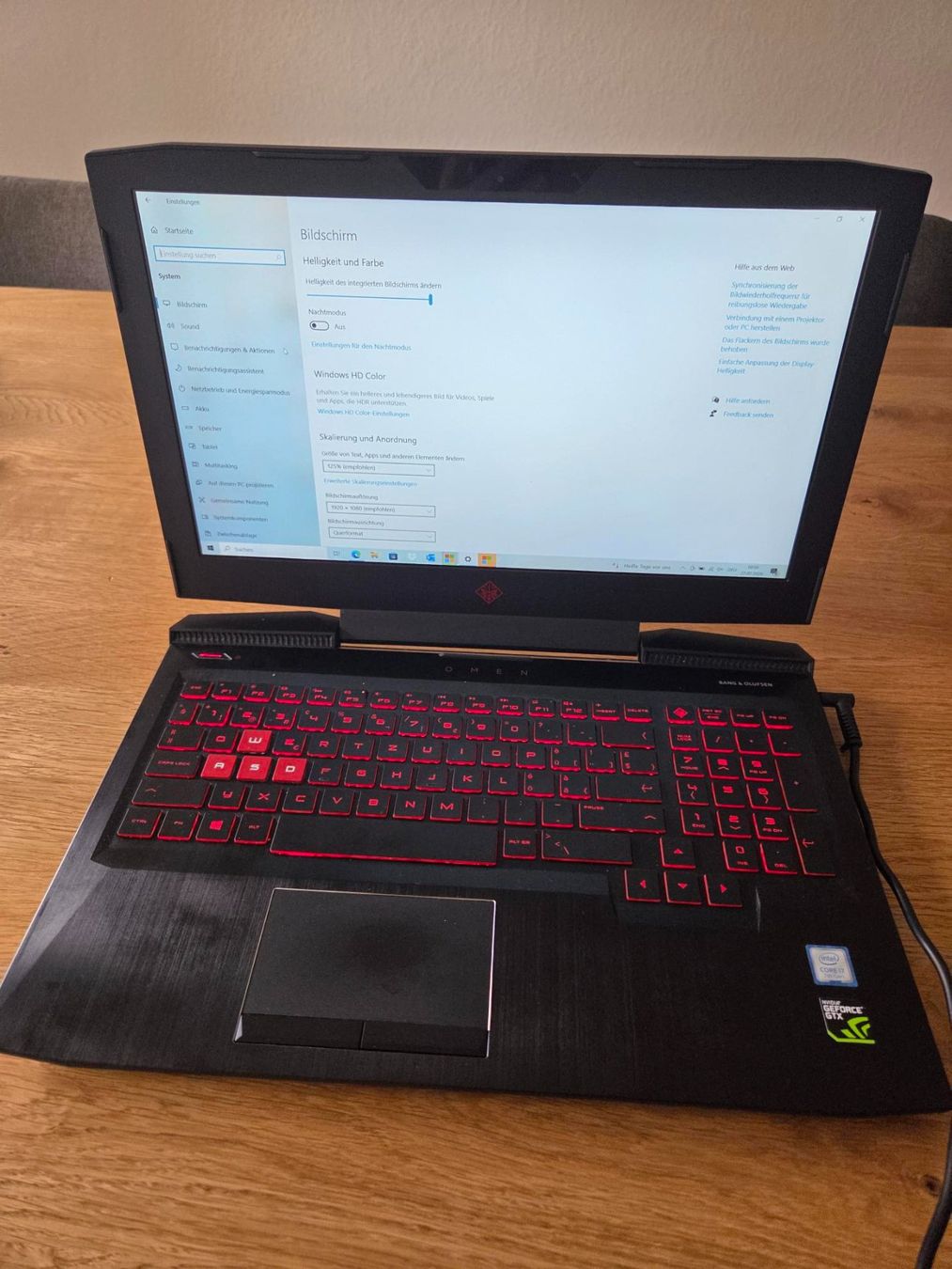 Hewlett Packard Portables: HP OMEN 15 Gaming Laptop – D'occasion à Liebefeld par linda.v86 1