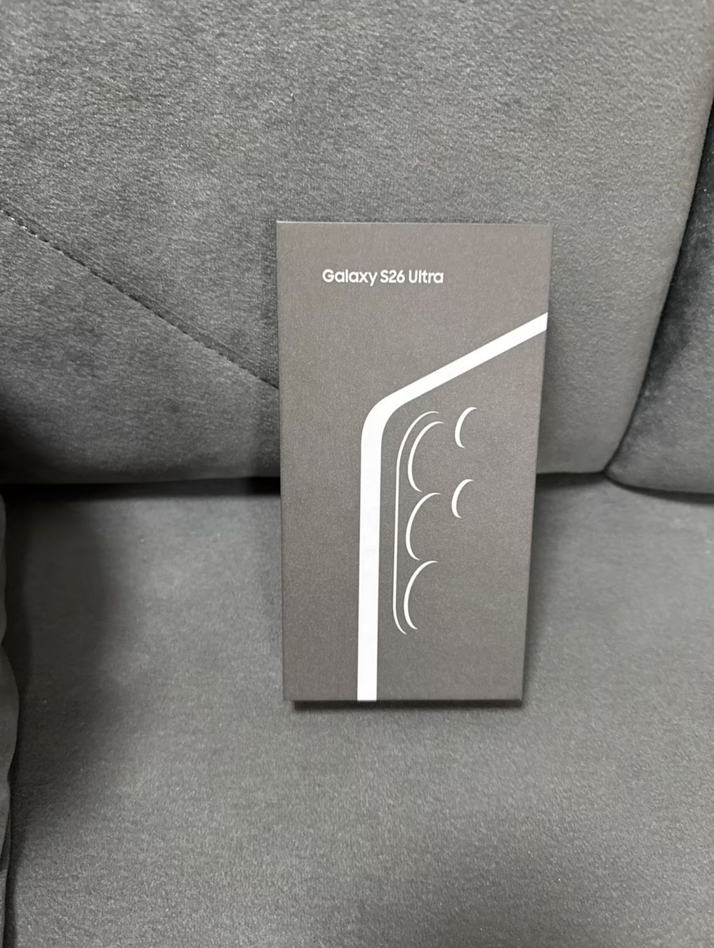 Samsung Handys / Smartphones: samsung galaxy s26 ultra  – Neu und originalverpackt aus Basel von bil_ql6x 2