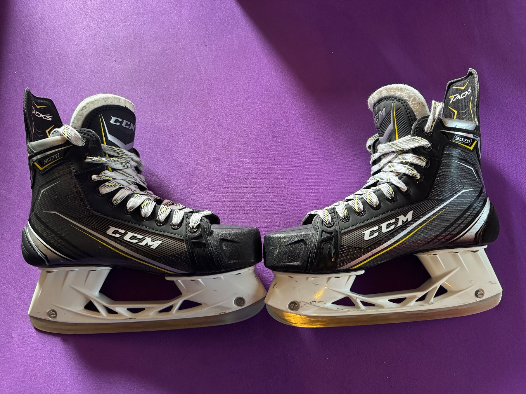 Ccm Pattini da ghiaccio: CCM Tacks 9070 SR – Nuovo (secondo la descrizione) da Altstätten SG venduto da Comolution 1