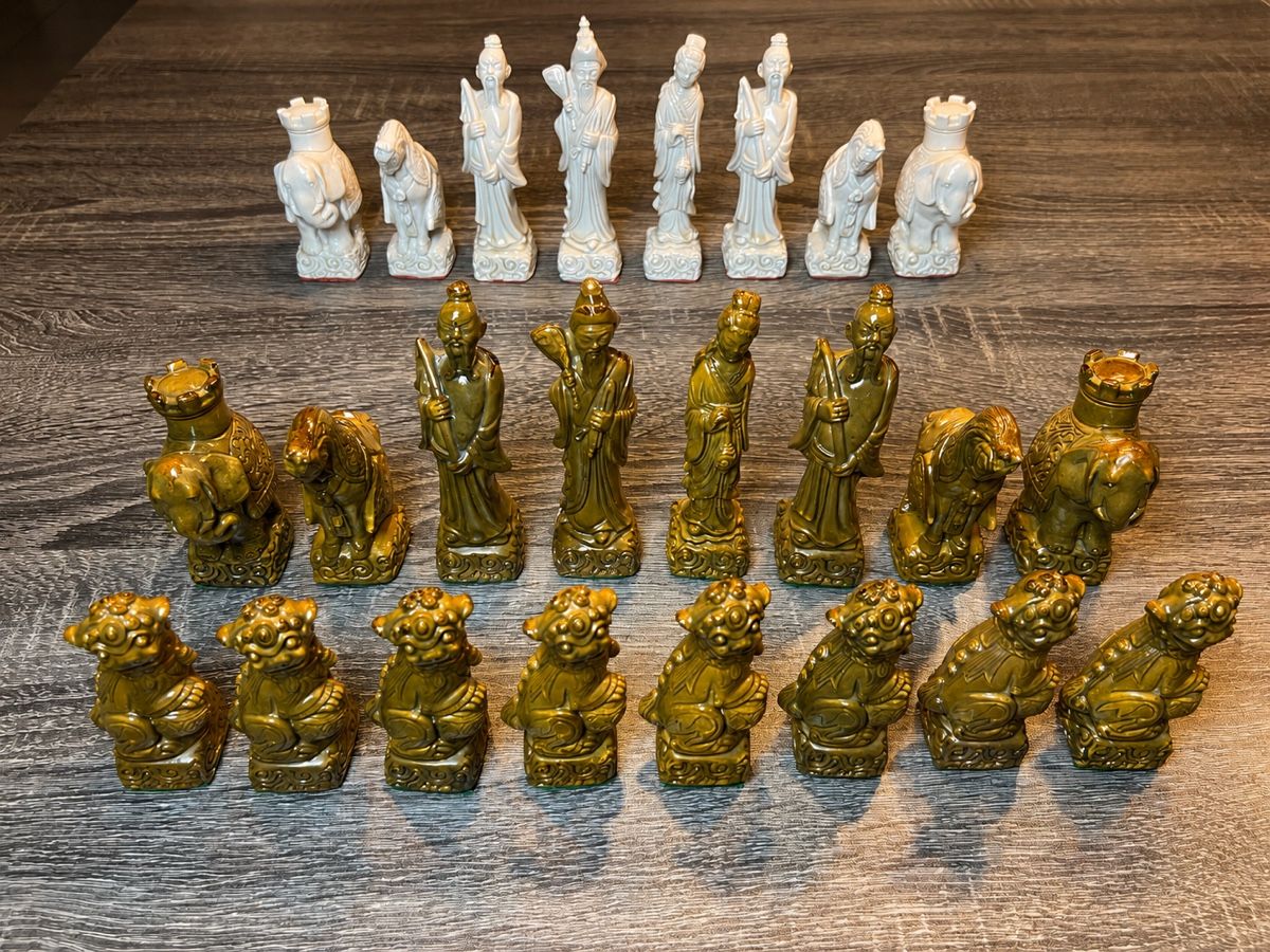 Spiele: Schachfiguren Keramik – Gebraucht aus Gossau ZH von iulian7 2