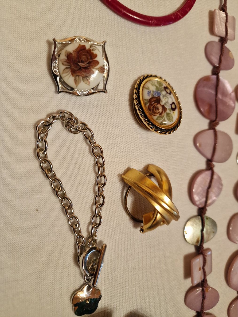 Sonstiger Schmuck: Modeschmuck  -  Konvolut  -  anschauen! – Gebraucht aus Röthenbach i. E. von Heureka5 6