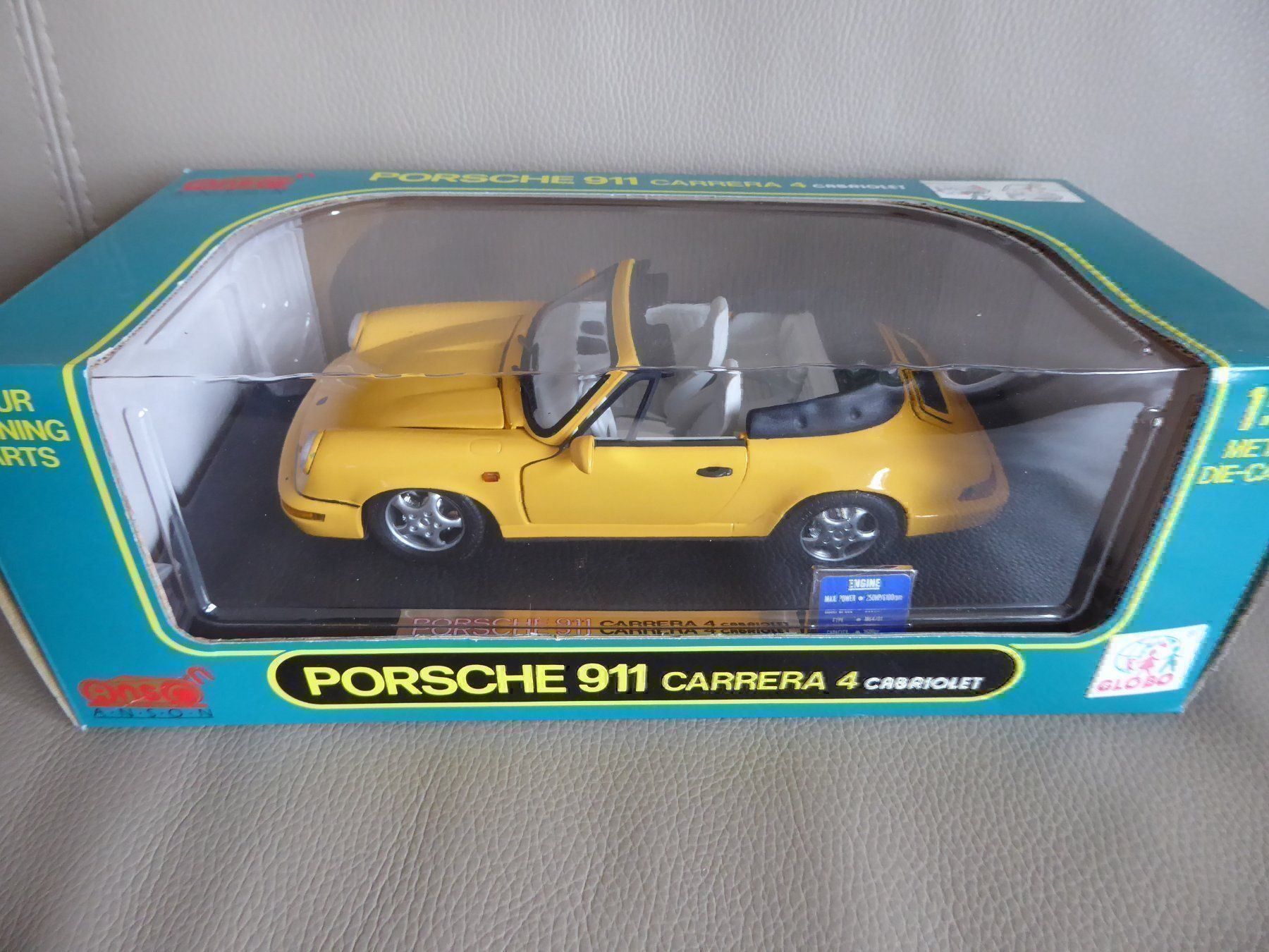 Modellini d'auto: Porsche 911 Carrera 4 Cabriolet 1:18 – Nuovo (secondo la descrizione) da Hettlingen venduto da Zambole 6