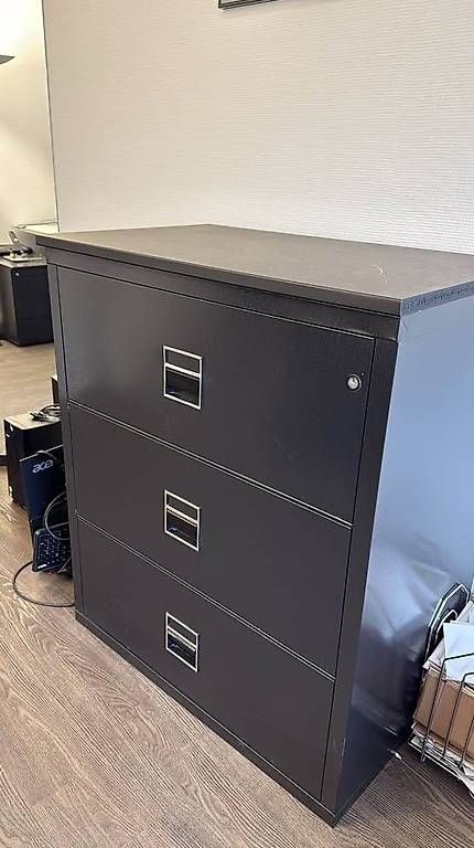 Casseforti: Schranktresor abschliessbar – Usato da Niederuzwil venduto da jessykr24 1