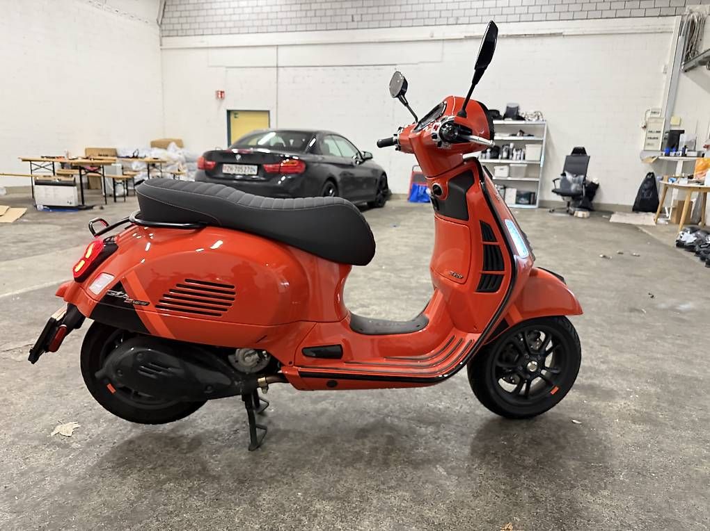 Scooters: Vespa 300 GTS Supersport – Gebraucht aus Zürich von dom_578q 4