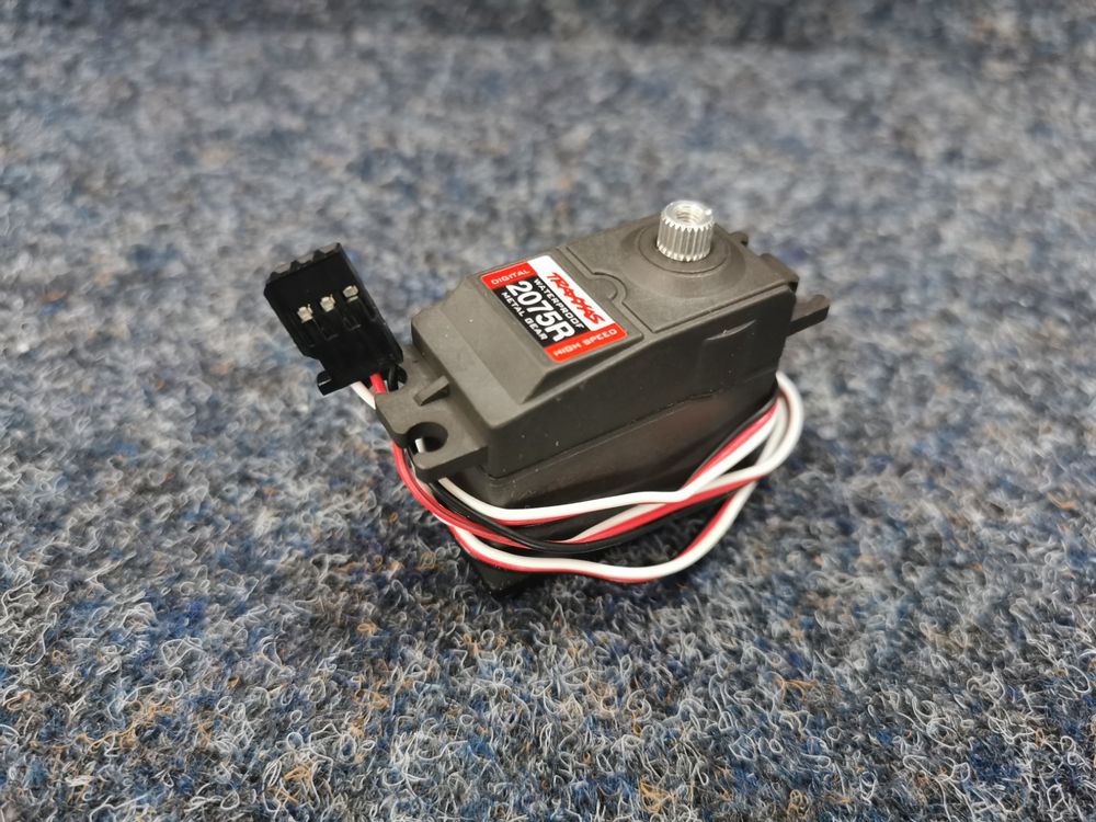 Traxxas Servo 2075R aus neuem Slash 4x4 Ultimate Kaufen auf Ricardo