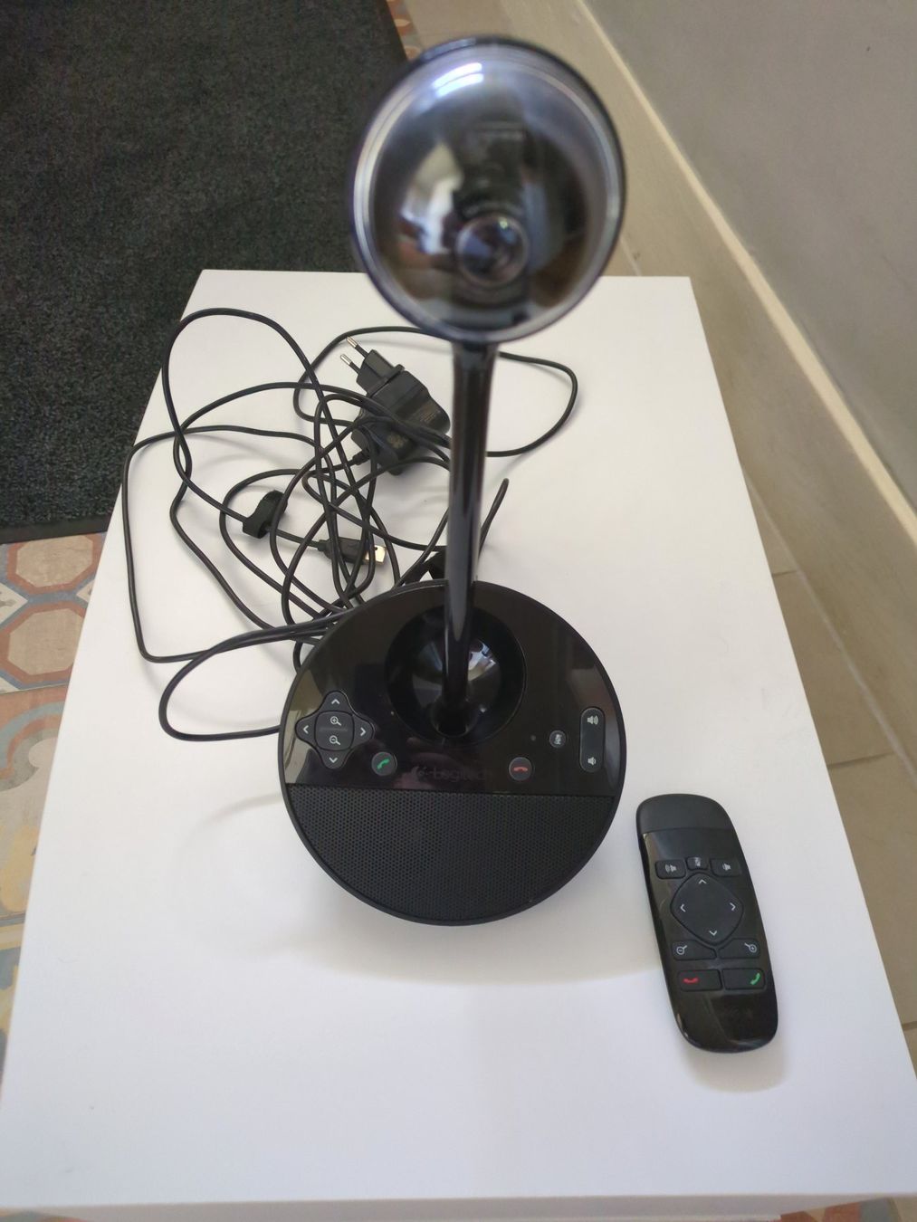 Logitech Webcams: Logitech caméra de conférence N231 (BCC950) – Gebraucht aus Villarepos von PhiVM 1