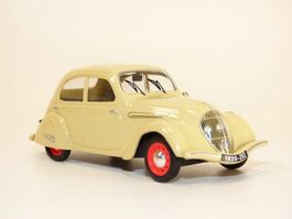 Peugeot 202 Berline 1938-1943/1946-1949 beige 1:43 von Odeon