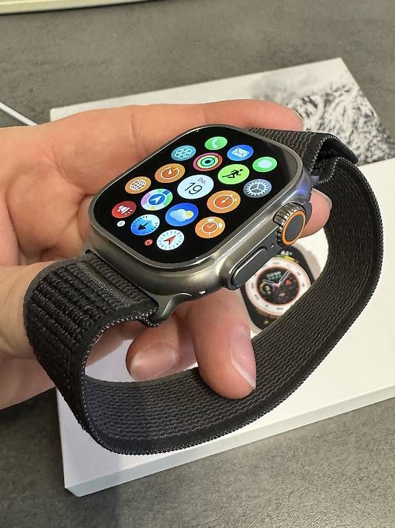 Smartwatch: Apple Watch Ultra 49mm Titan – Usato da Möriken AG venduto da E60Veni