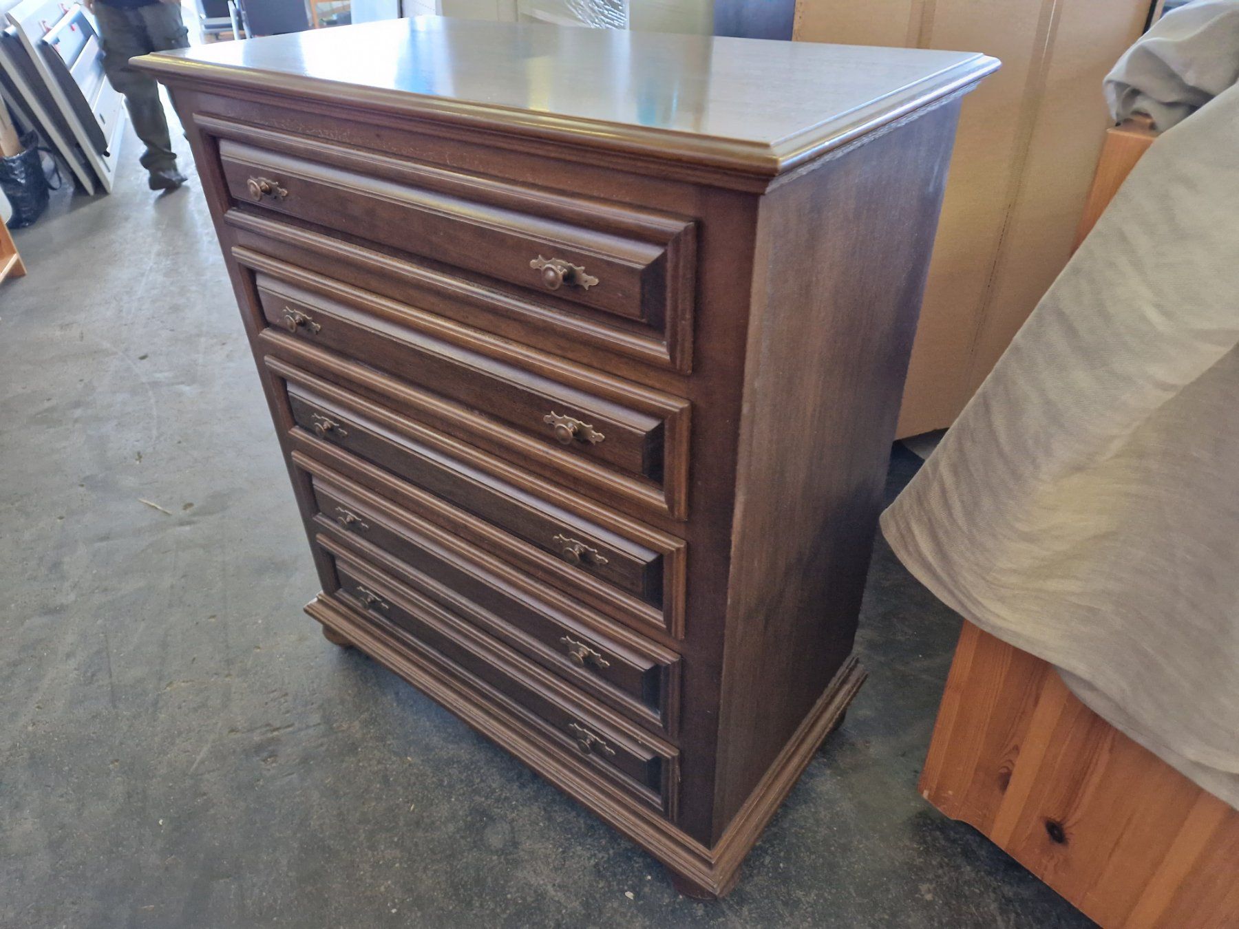 Kommoden: Sideboard / Kommode  5 Schubladen  90 X 47 X 100 hoch – Gebraucht aus Wädenswil von verebe 1