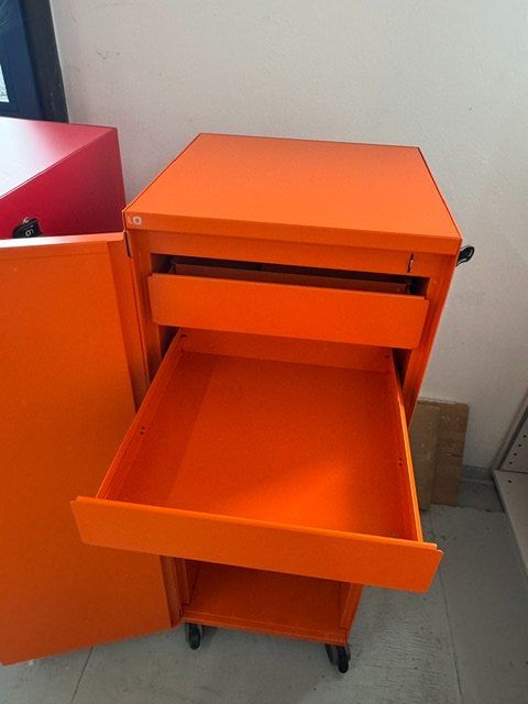 Lista Banconi: Lista Office Büro Caddy orange – Usato da Zollikofen venduto da OberliAG 5