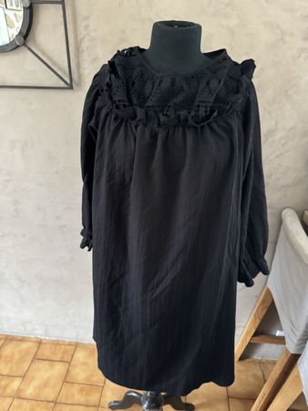 Robe noire Taille XL Marina