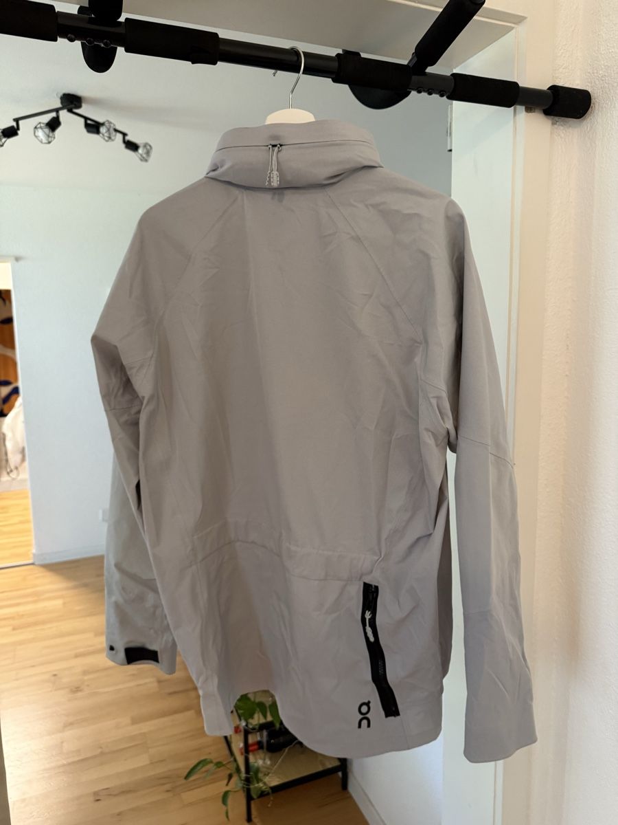 Giacche: ON Running Explorer Jacke   – Nuovo (secondo la descrizione) da Zürich venduto da mad_5s8c 4