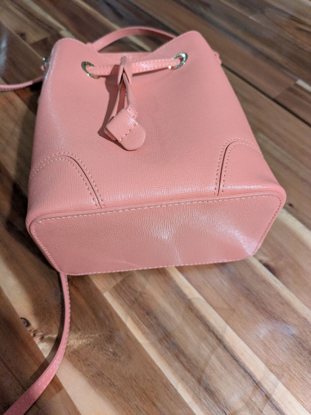 Furla Altro in  Abbigliamento & Accessori: Sac à bandoulière FURLA – Nuovo (secondo la descrizione) da Le Mont-sur-Lausanne venduto da elv_yyl8 5