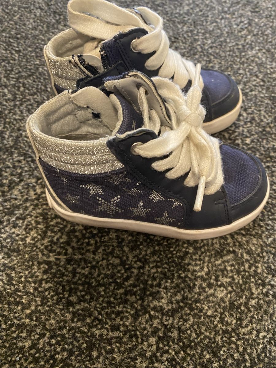 Geox Scarpe per ragazzi: Kinderschuhe Geox – Usato da Wiler b.Utzenstorf venduto da jk9_x7s6 1
