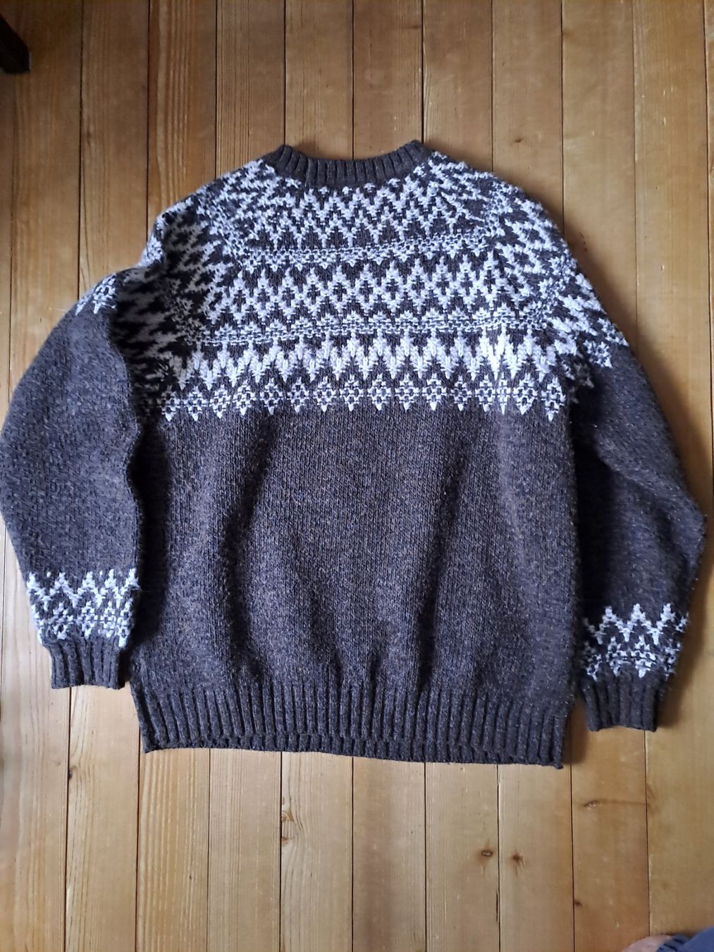Zara Maglioni & Felpe: Jacquardpullover/Norwegerpullover Zara – Usato da Engelberg venduto da ollinseaotter 3