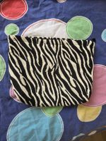Trousse de toilette zébrée #collectionIRL - Neuve!
