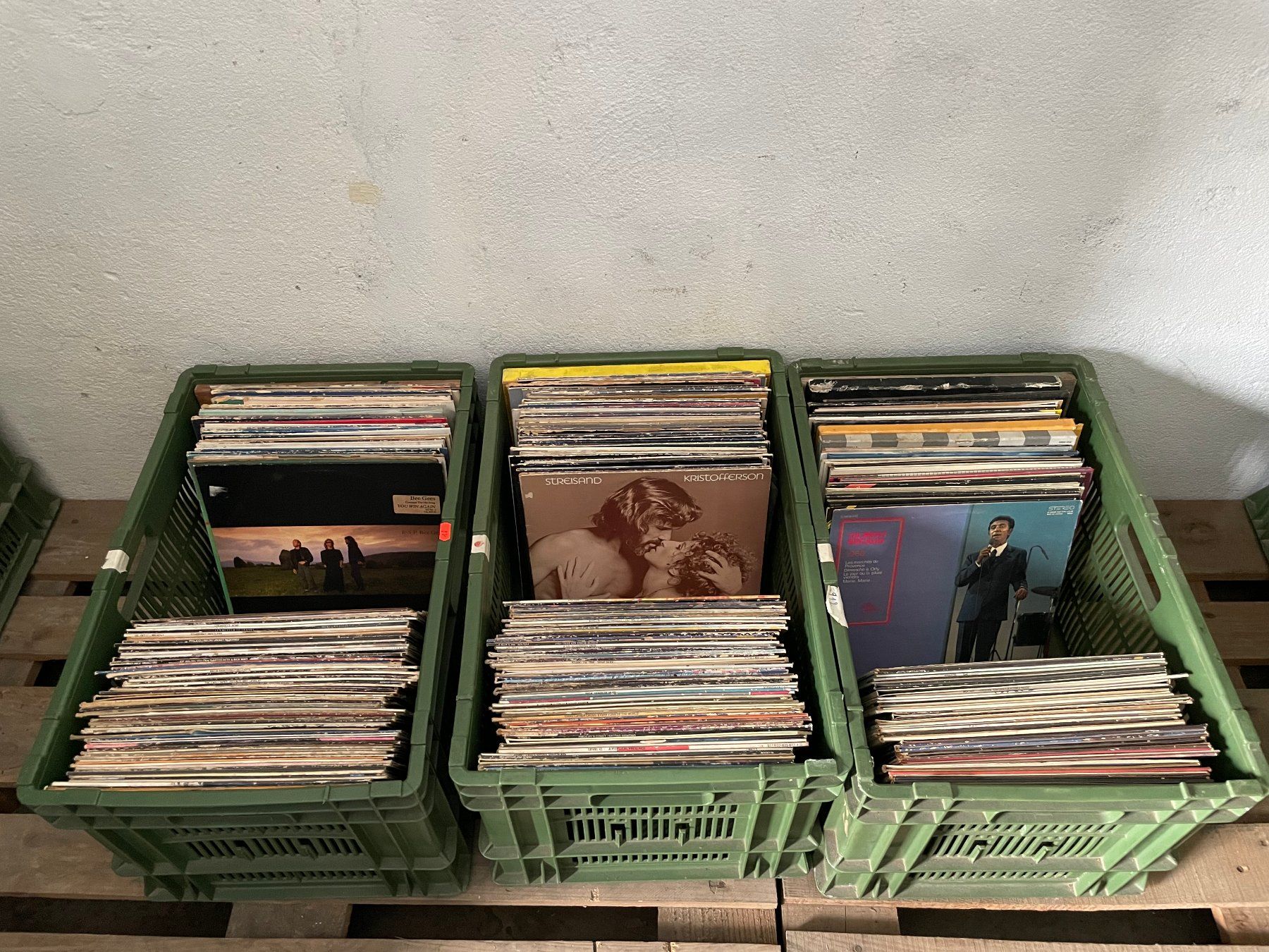 Vinyles: 3 caisses de disques vinyle 33 tours – D'occasion à La Croix (Lutry) par netrajet 8