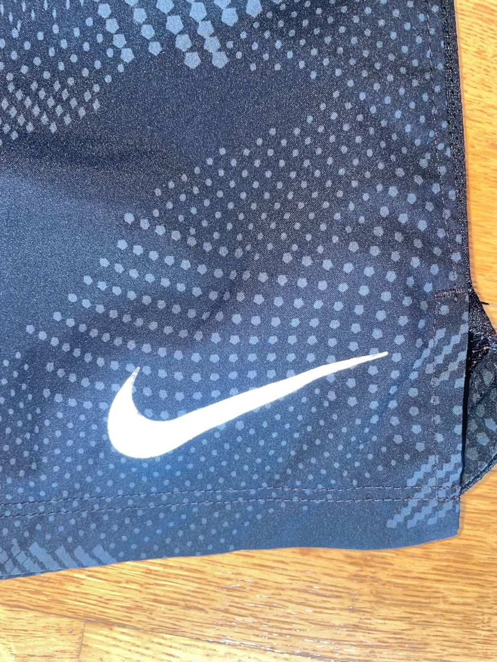 Nike Hosen: Nike Shorts Black (L) – Neu (gemäss Beschreibung) aus Laufenburg von mar_d5b9 1