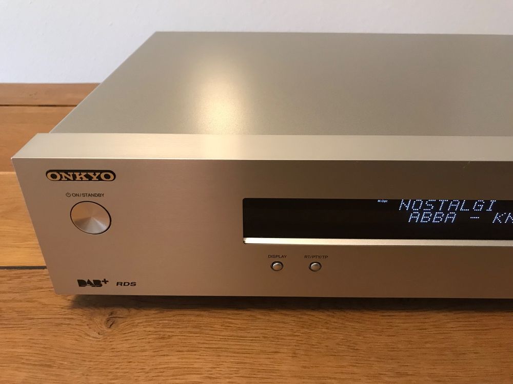 ONKYO T-4070 S / DAB+, FM NETZWERK-TUNER (SILBER) | Acheter sur Ricardo