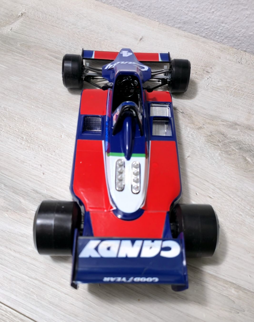 Bburago Modellini d'auto: Burago Lotus 1:14 – Usato da Chiasso venduto da R.e.g.59 4