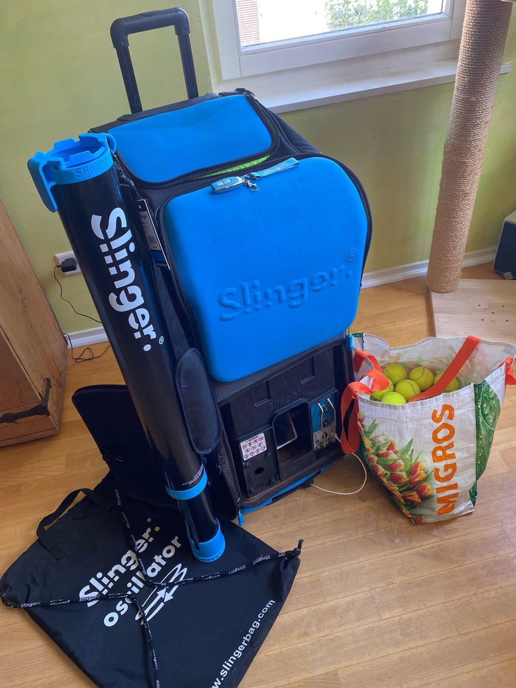 Alle Maschinen: Slinger Tennisballmaschine – Gebraucht aus Zürich von Mameli1