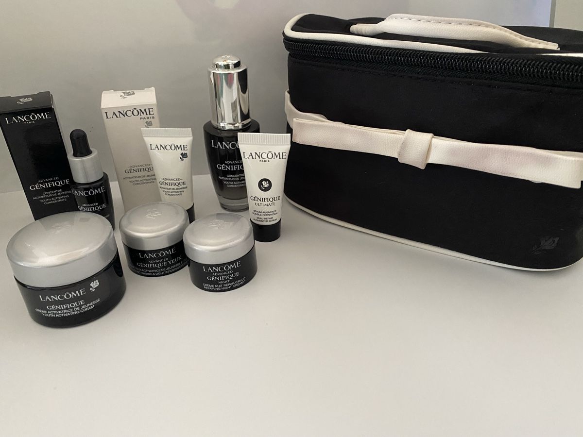 Lancôme Cura del viso: Nécessaire et miniatures Lancôme – Nuovo e nell'imballaggio originale da Bouveret venduto da wes_7zll