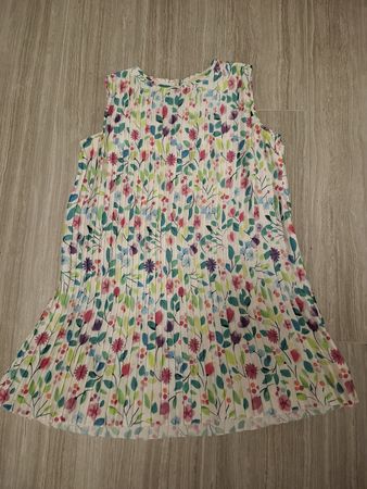 robe à fleurs colorée taille 164