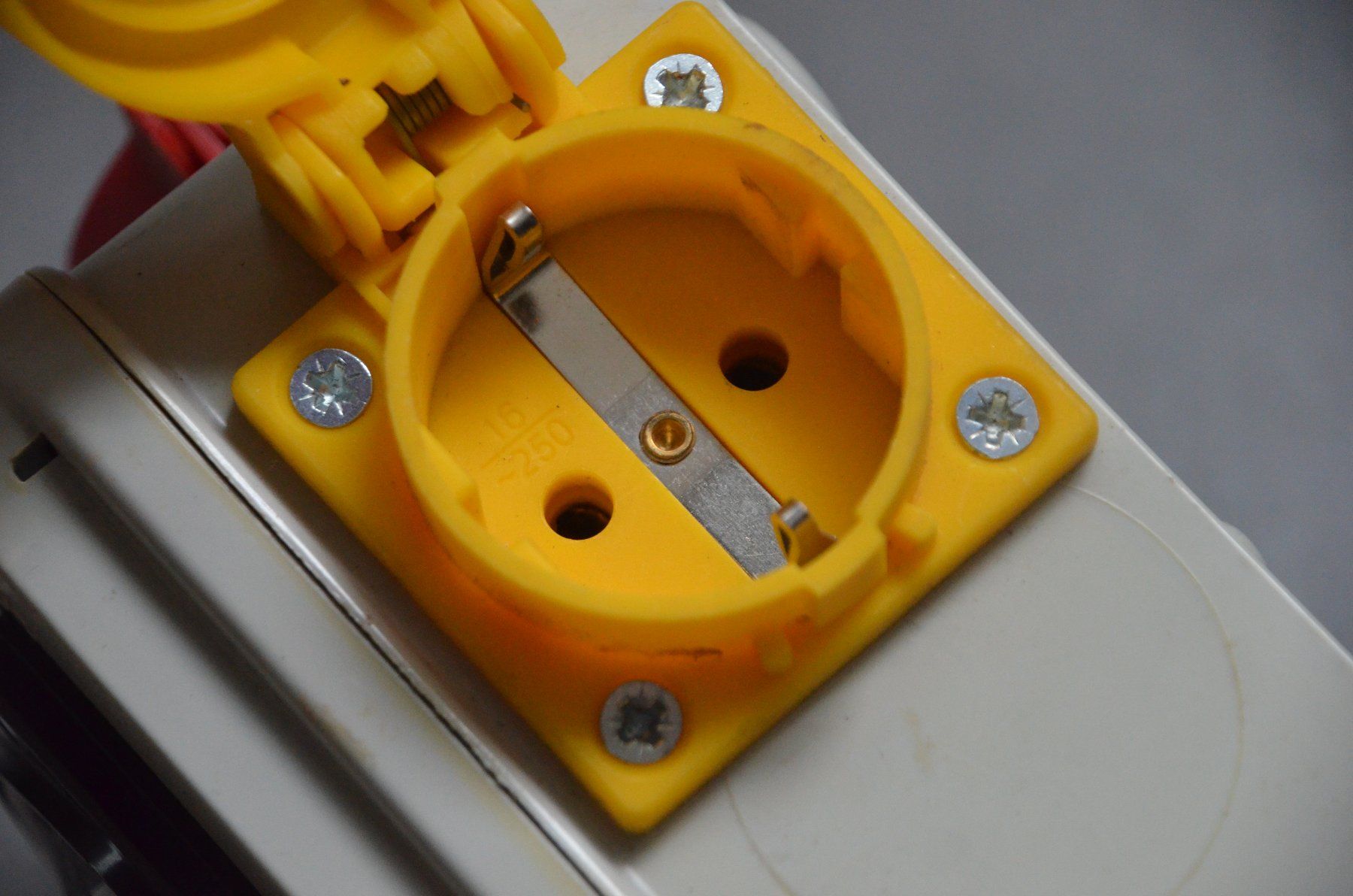 Alimentation électrique: Elf-Electro.nl SK2 Timer Stromverteiler – D'occasion à Collonges par arashee 3