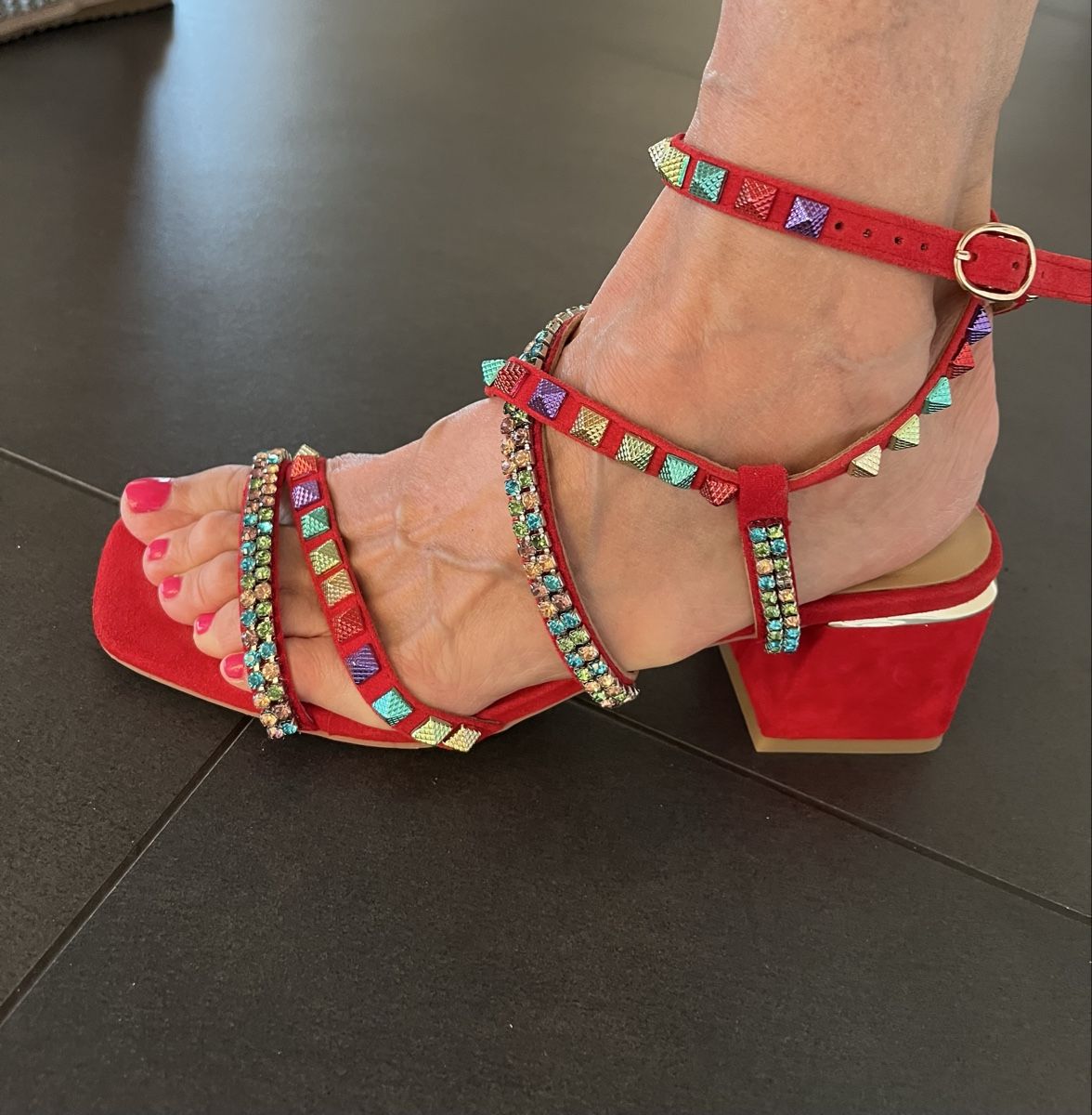 Scarpe da donna: Modische Sandale Gr. 39 – Nuovo (secondo la descrizione) da Tennwil venduto da Hemi0