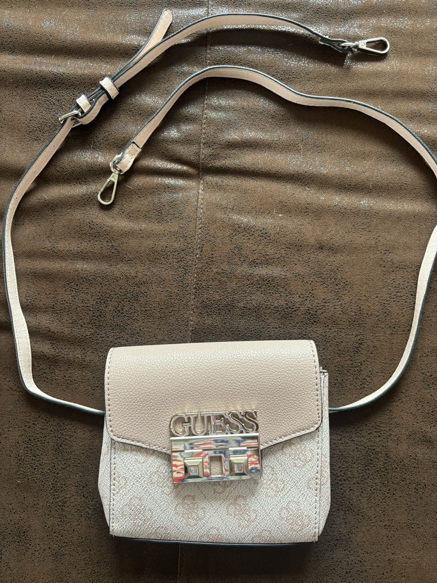 Guess Taschen für Damen: Guess Umhängetasche / Bauchtasche beige – Neu und originalverpackt aus Jonen von nomzeif 1