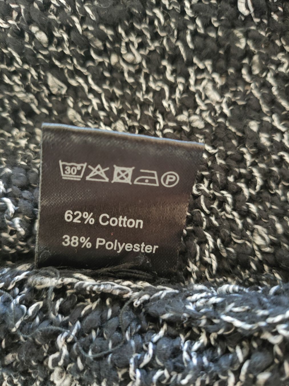 Zebra Giacche: Strickjacke mit Pailletten, Grösse S – Usato da Gipf-Oberfrick venduto da minini 7