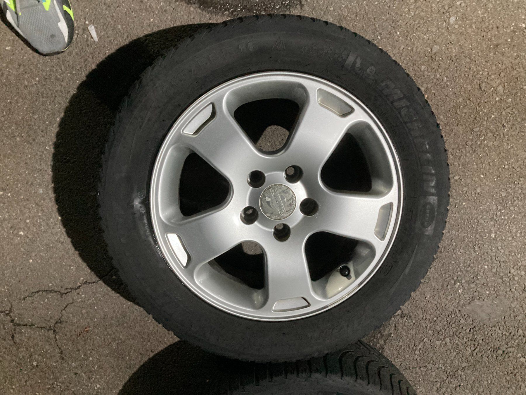 Audi Pneumatici & Ruote complete: Audi A6 Winterräder 215/55R16 – Usato da Cham venduto da WB2223 2