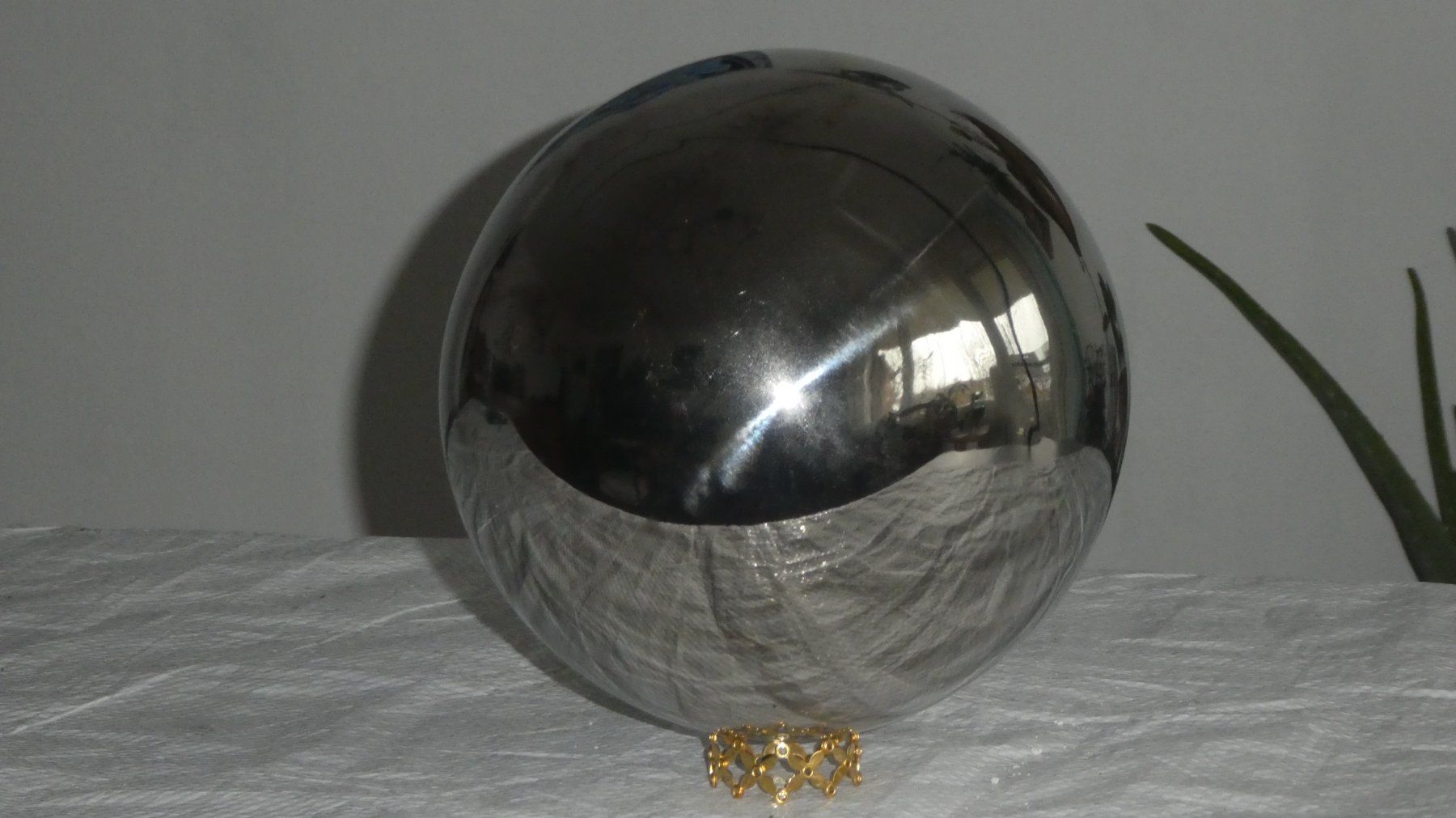 Tutte le decorazioni: Grosse Dekokugel 20cm aus Metall – Usato da Diessenhofen venduto da Hundeseele 1