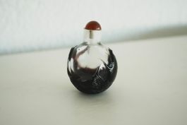 Snuff Bottle Schnupftabakflasche Überfangglas Fisch China