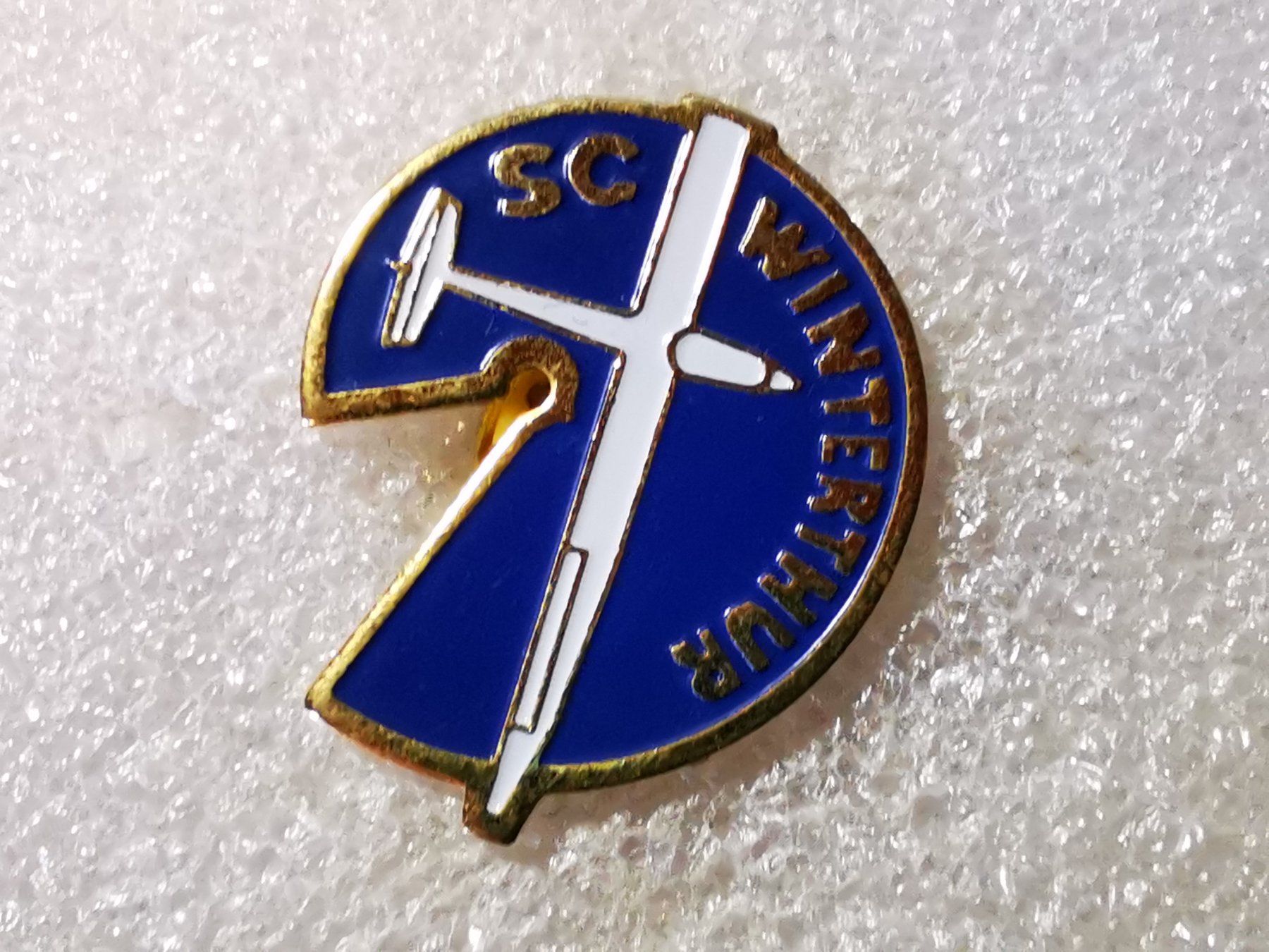 Placchette & Badge: Ansteckpin 38: SC Winterthur – Usato da Oppligen venduto da Pin-Fall-Shop