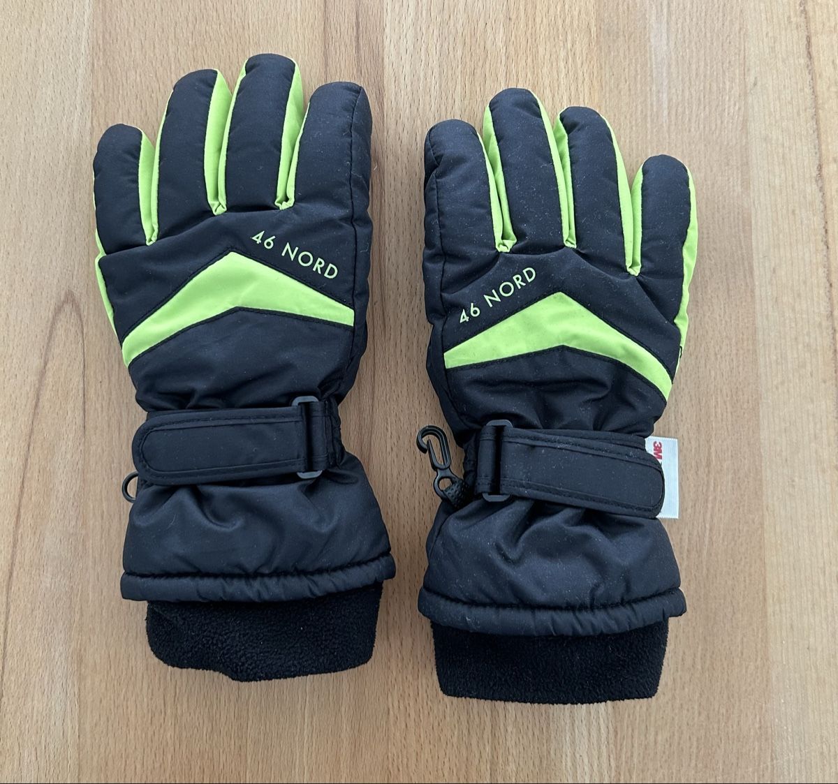 Guanti: 46 Nord Ski Handschuhe - Kinder – Usato da Hersberg venduto da Seesternchen85