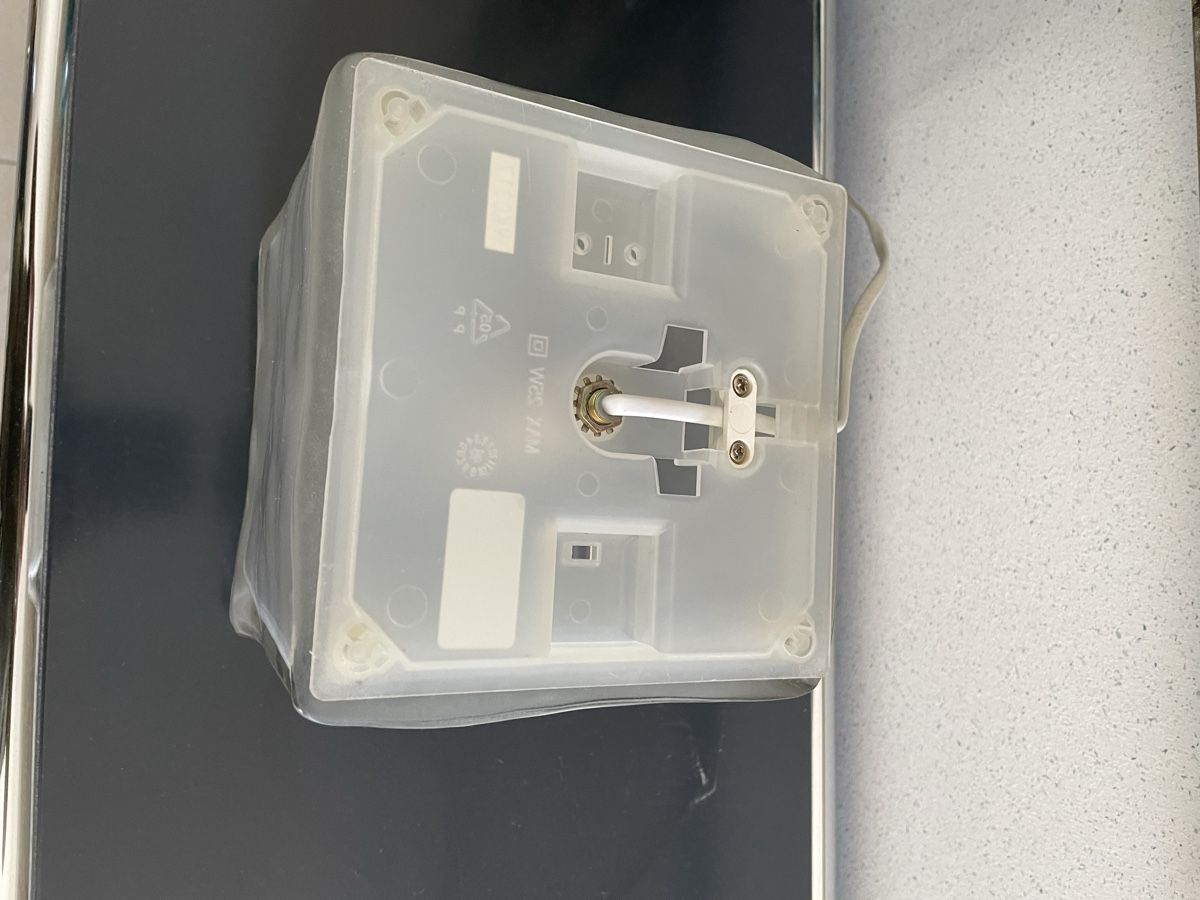 Ikea Lampade: Ice Cub IKEA Iviken Lampe  – Usato da Basel venduto da RAMSESSOLEIL 4