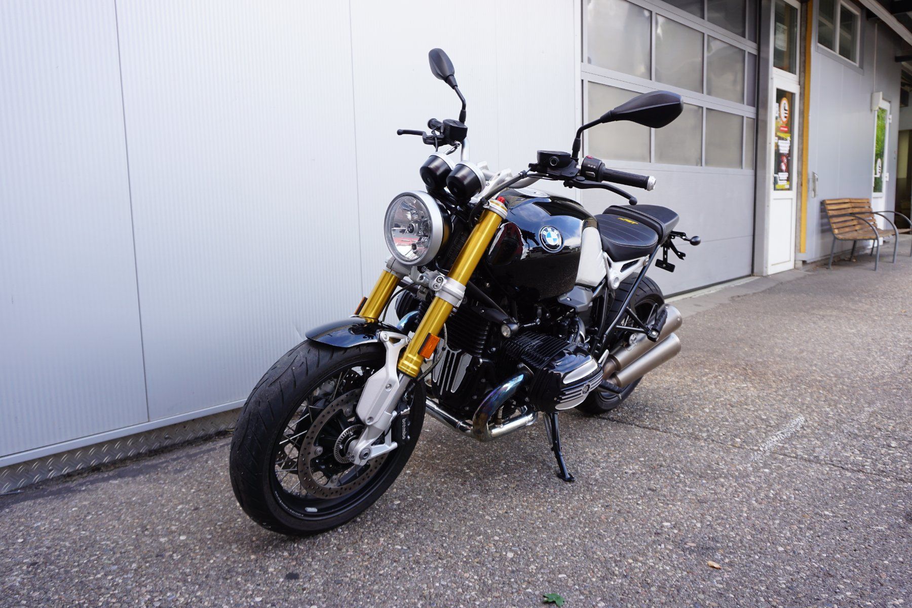BMW Strada: BMW RnineT – Usato da Tenniken venduto da Dudge 1