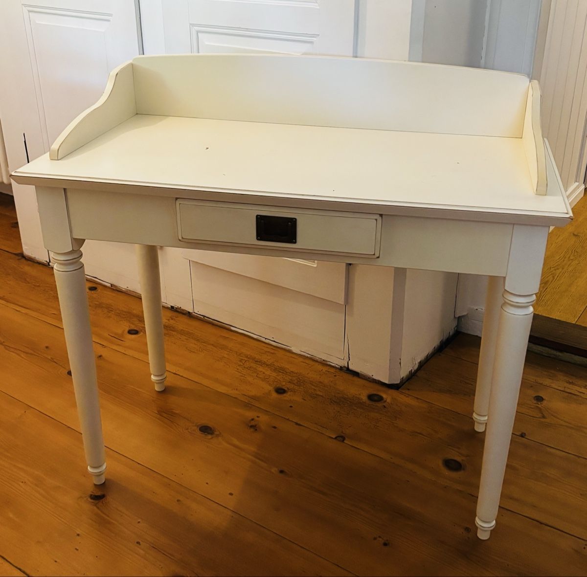 Tavoli da trucco: Schminktisch im Shabby-Chic-Stil – Usato da Zäziwil venduto da kbr_jd95